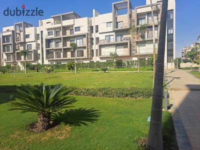 For sale, finished apartment with garden in Fifth Square, Fifth Settlement (Resale)