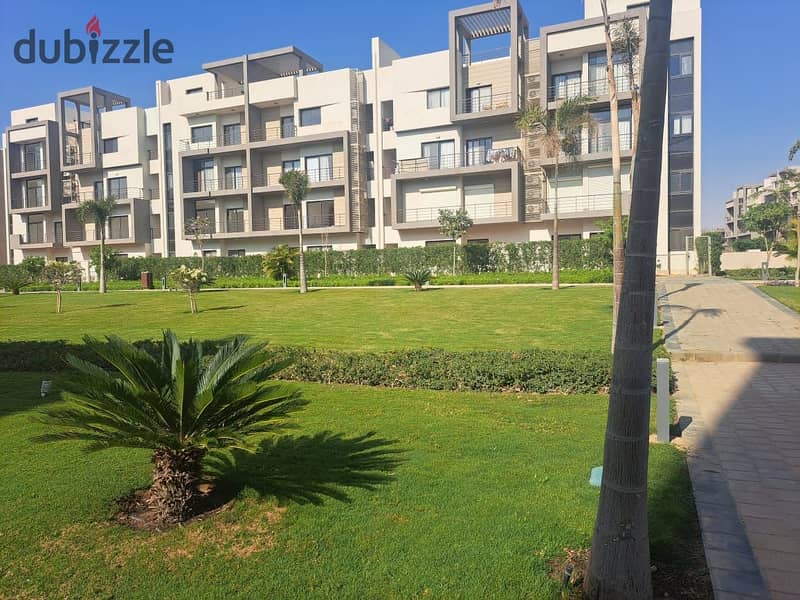 For sale, finished apartment with garden in Fifth Square, Fifth Settlement (Resale) 0