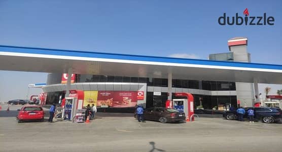 For quick rent, a 30-meter commercial store inside a gas station in Maadi, ready for inspection