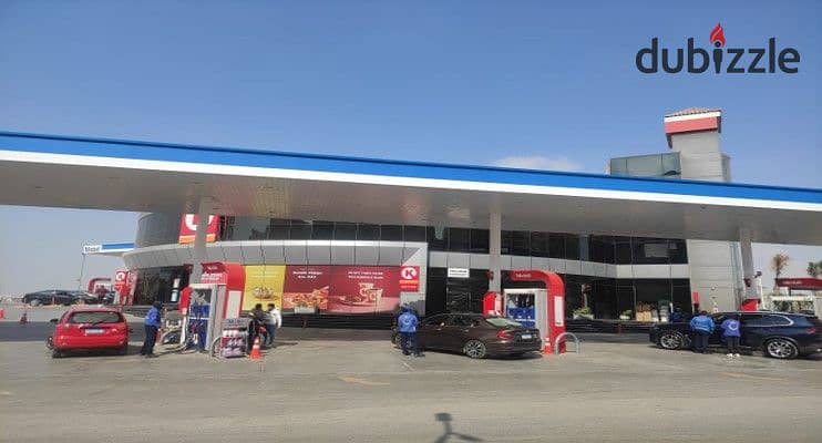 For quick rent, a 30-meter commercial store inside a gas station in Maadi, ready for inspection 0