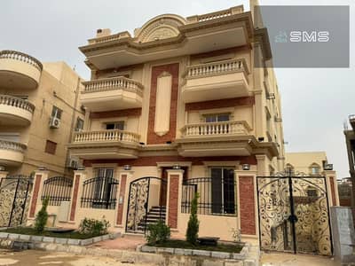  For Sale –Premium Apartment in Qasr Al Banafsaj 5