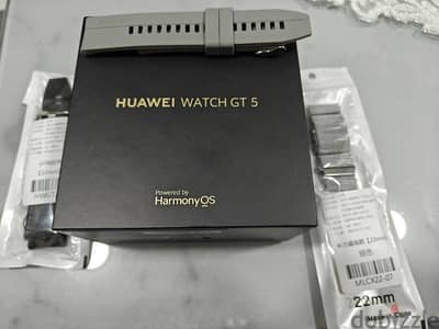 Huawei watch GT 5 with 3 straps free