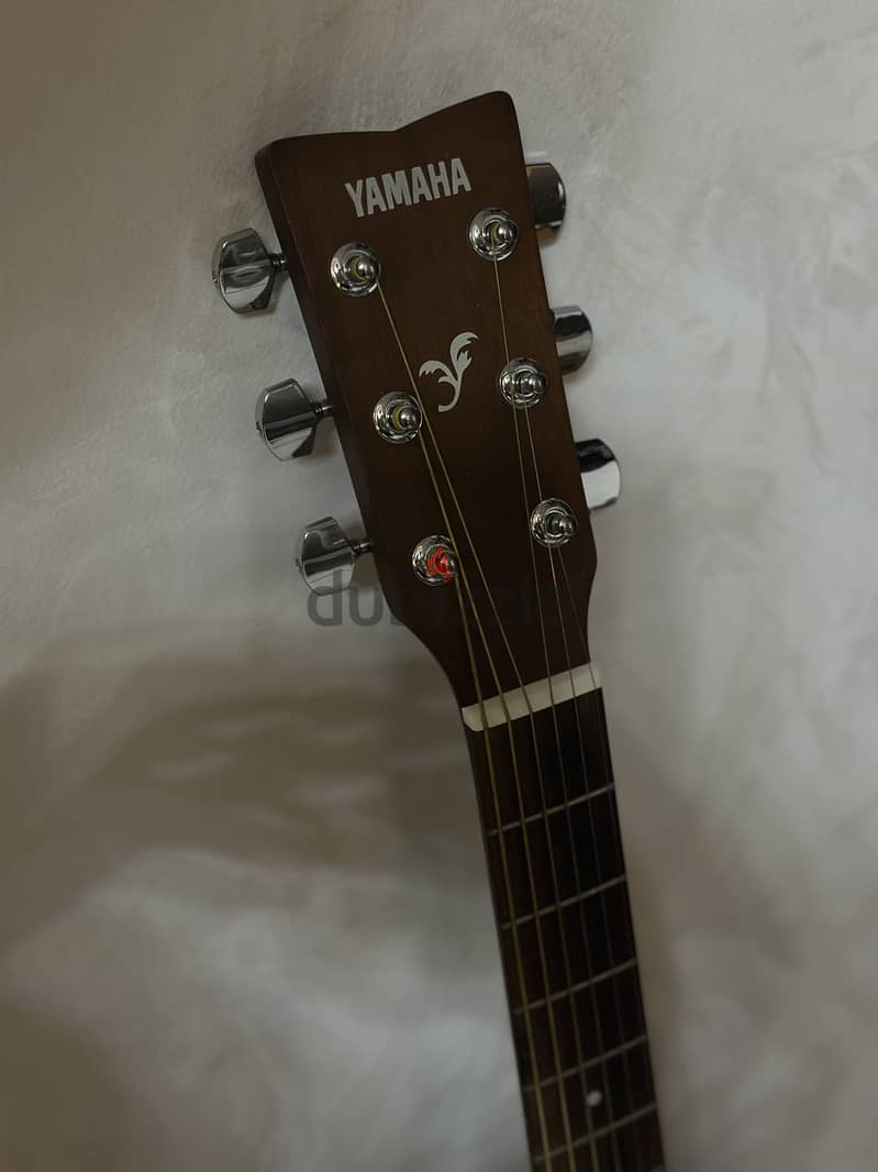 جيتار Yamaha للبيع 4