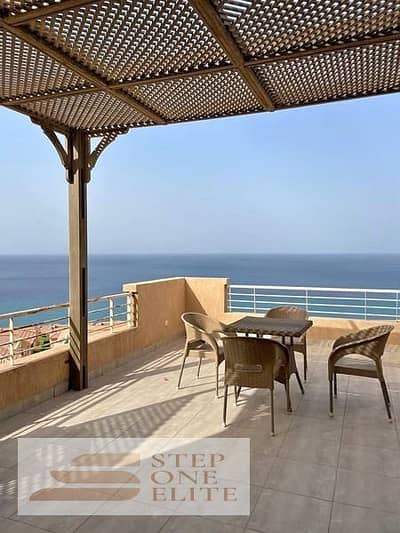 Installments over 10 years, 0% down payment in Ain Sokhna Hills, chalet for sale (3 rooms) Fully finished & sea view