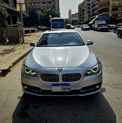 520i Luxury