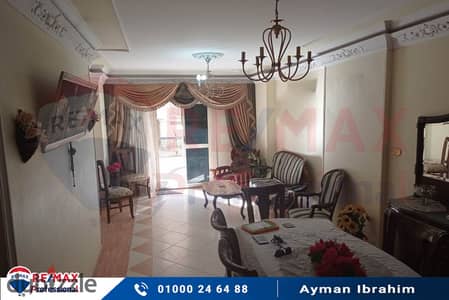 Apartment for sale 140 m Al Azareeta (steps from Alexandria University and the sea)