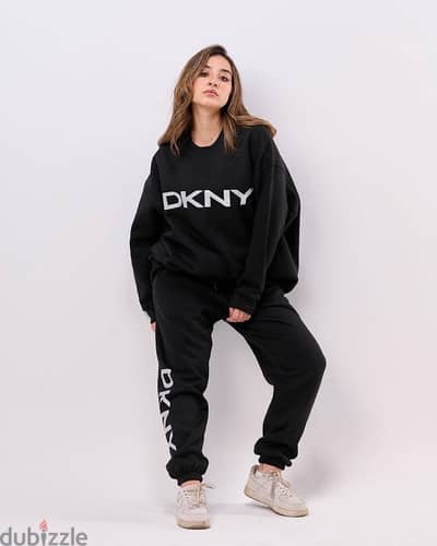 set dkny