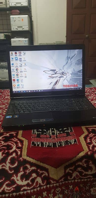 حالة ممتازة. " TOSHIBA TECRA A11-1CF Core i3 /Ram 4GB /HD 500 GB/15.6