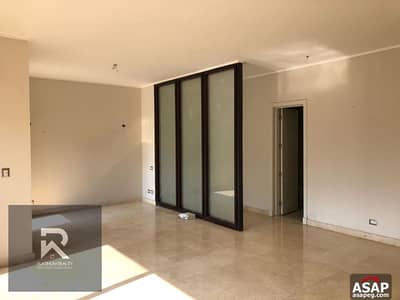 شقة 3 غرف للبيع في كمبوند بالم هيلز التجمع الخامس Apartment 3BR for sale at Palm Hills New Cairo