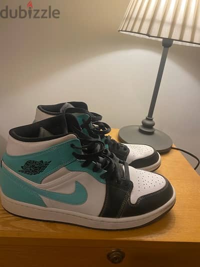 Nike shoes Air jordan mid tropical original 1000%