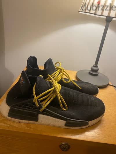 Adidas shoes pharell x nmd human race- 10000% original