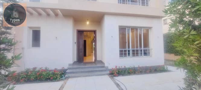 for sale an fully finished stand alone villa in compound grand heights October