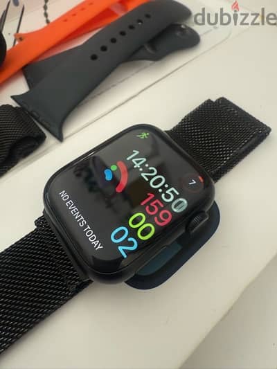 Apple Watch series 9- 98% battery- like new