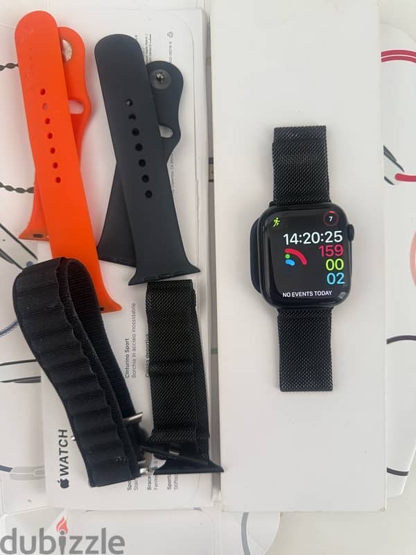 Apple Watch series 9- 98% battery- like new 2