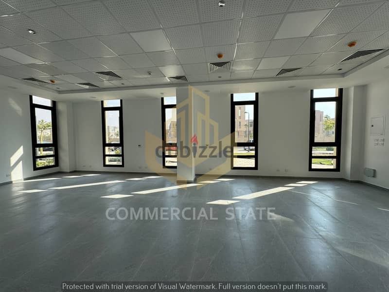 District 5 مكتب استلام فوري 144م للايجار في- Finished Office for Rent 0