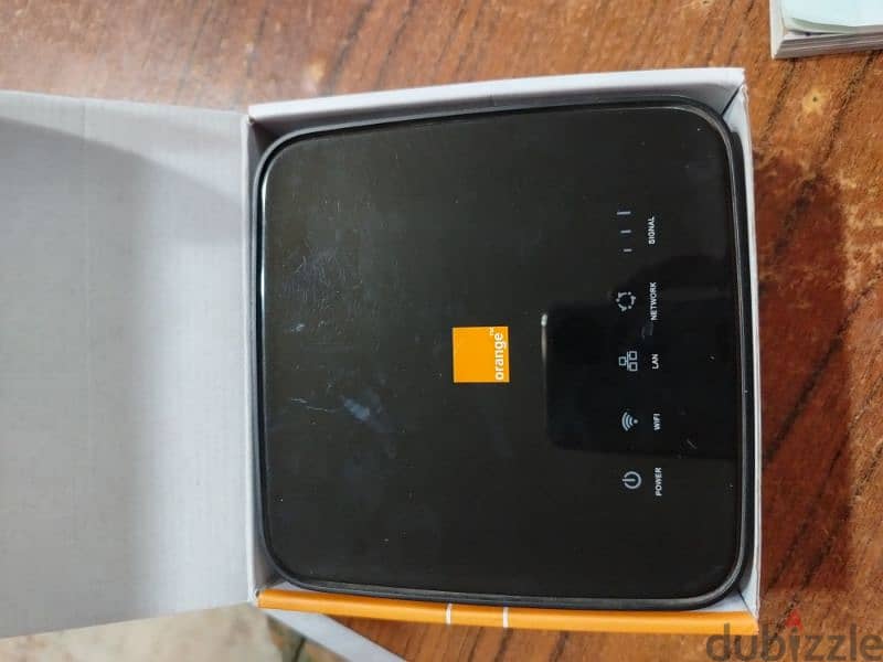 راوتر orange home 4G 1