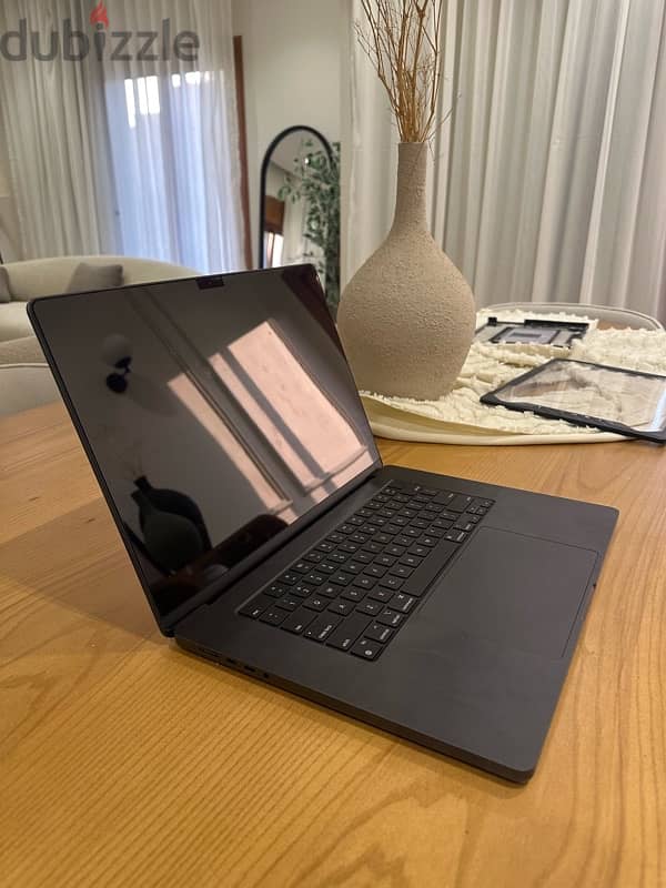 MacBook Pro M4 Max 16 inch 36G 4