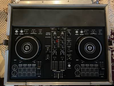 Pionner DDJ-400 (with flight case)