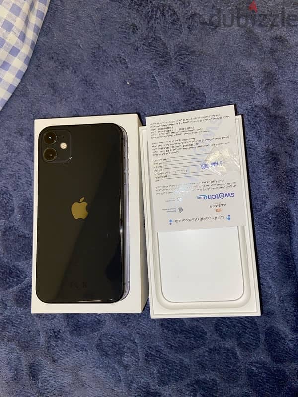 iPhone 11نضيف مفهوش غير خربوش أنا مصورو 1