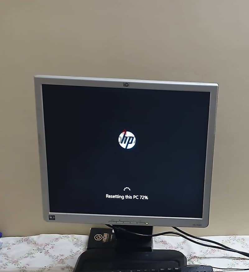 شاشه hp L1940T 0