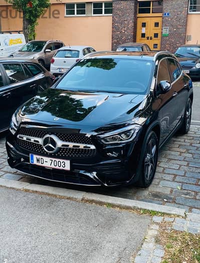 Mercedes-Benz GLA 200 2021 AMG