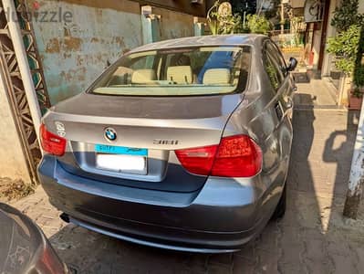 BMW 318 2012 idrive فبريكا بالكامل