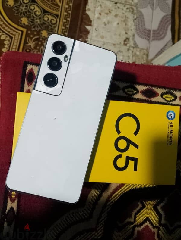 Realme C65 2