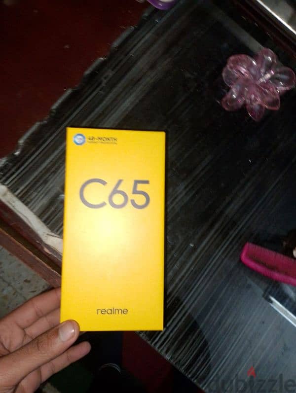 Realme C65 4