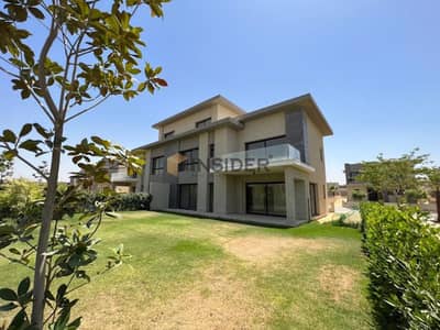 Standalone villa, land 982m, for sale in Swan Lake Residence Fifth settlement New Cairo