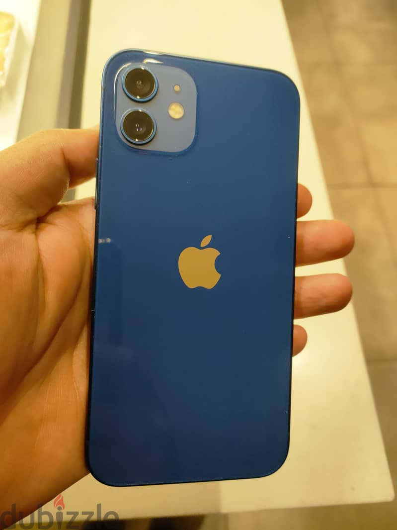 IPhone 12 - Blue - Battery 75% 4