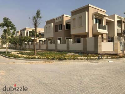 For sale the last villa at the lowest price in TAJ CITY in front of Cairo International Airport in installments