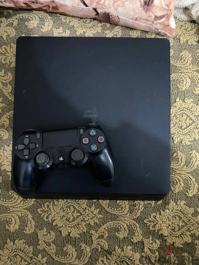 Playstation 4 slim 1TB online perfect condition +1 controller +games