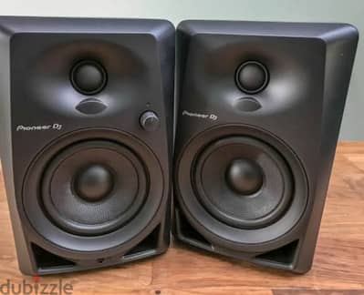 pioneer DJ dm 40 studio speakers