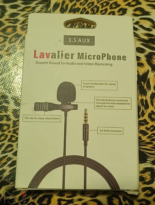 lavaliere microphone 0