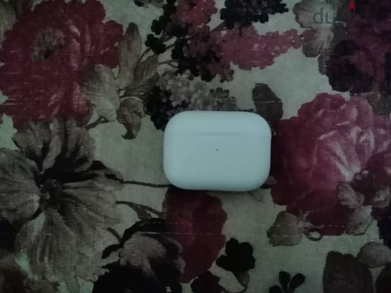 Airpods pro2 original missing the left bud 5