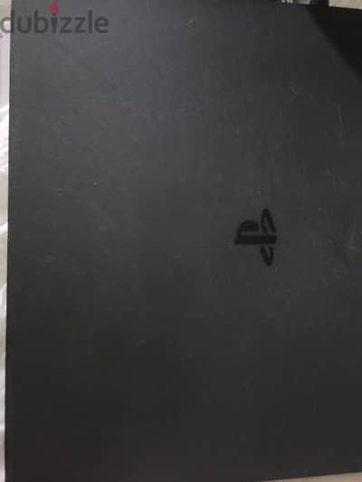 ps4 slim معاه ١٢ لعبه استخدام خفيف جدا