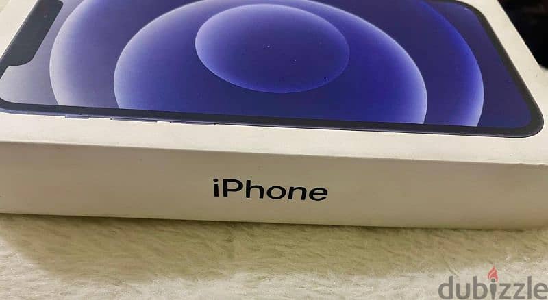 iphone 12 كسر زيرو بحالته وشاحن وعلبه 3