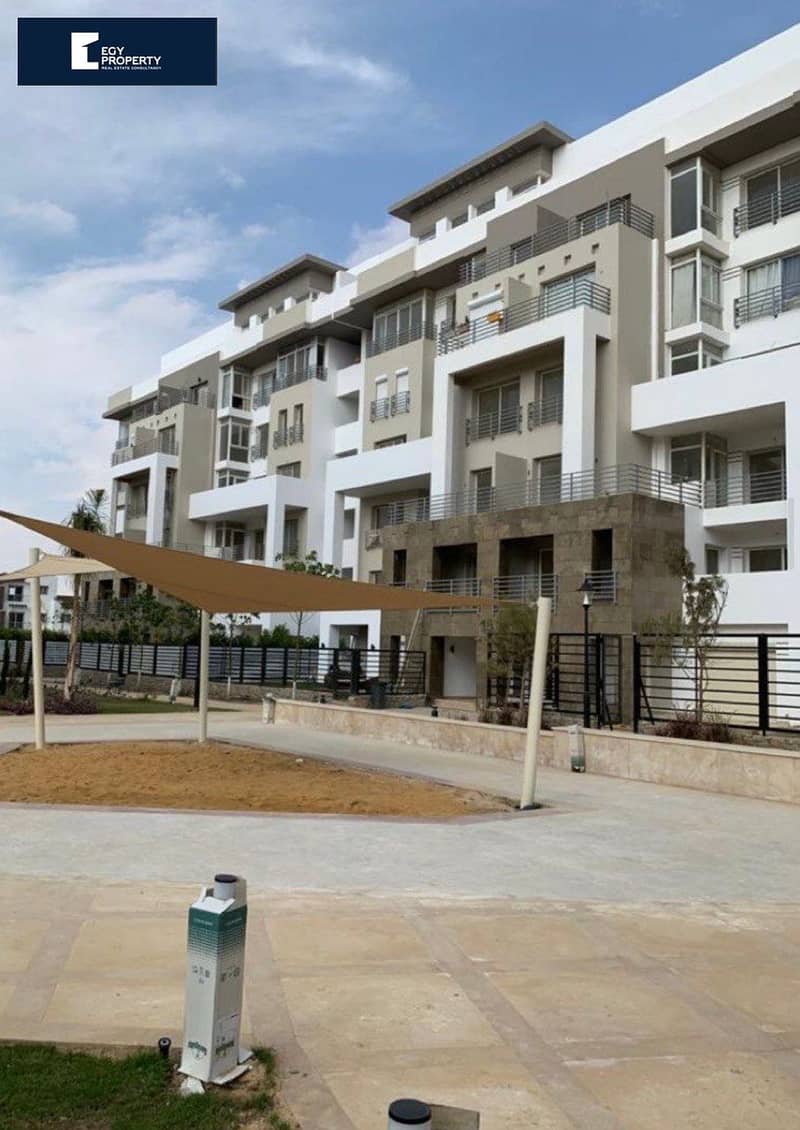 Apartment For Sale with 5% Down payment over 12 years In Compound Garden lakes Hyde Park 0