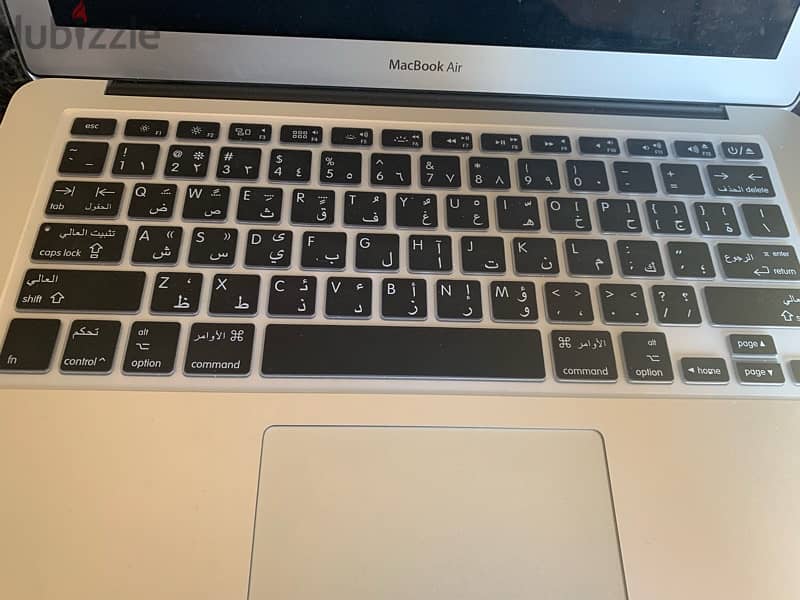 Apple MacBook Air 2017+ TV HDMI Connection  + Original charger 3