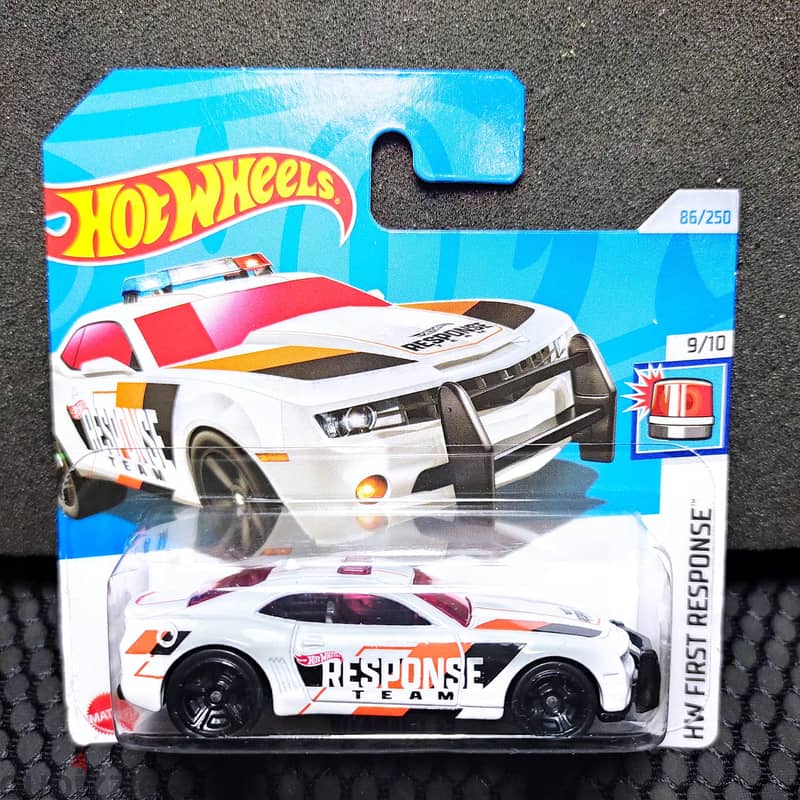 Hot wheels diecast with card -هوت ويلز جديده 14