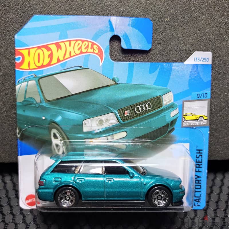 Hot wheels diecast with card -هوت ويلز جديده 15