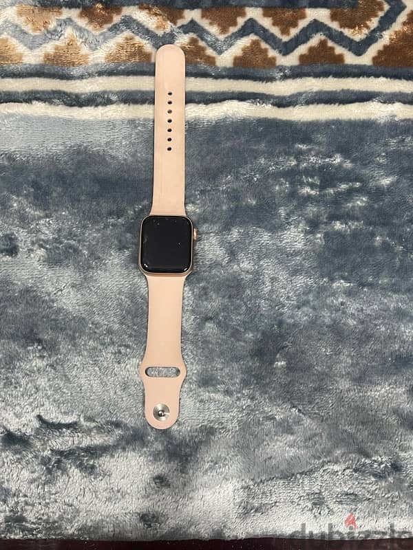 Apple watch series 6 40mm Gold Aluminum case pink sand sport Band 0