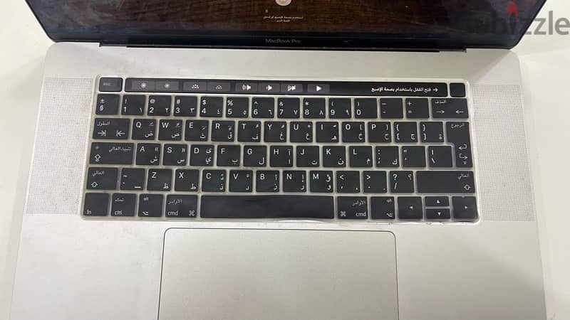 macbook pro 2019 ,16 inch with touchbar 2