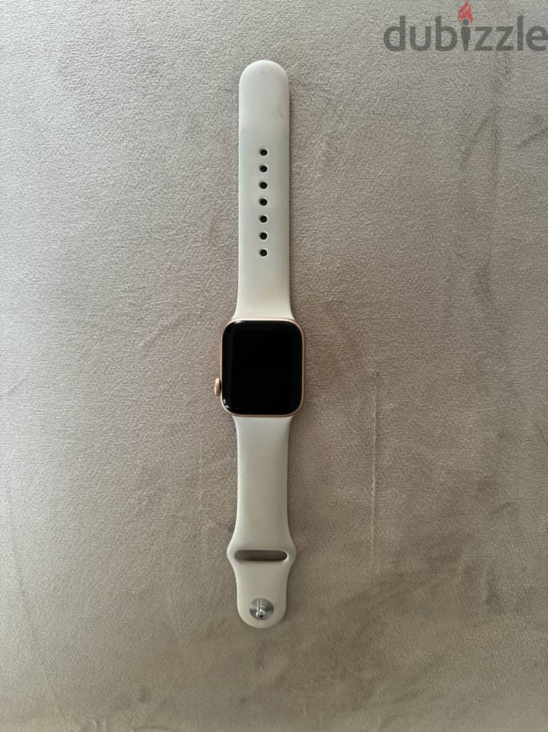 Apple Watch SE 40mm Gold Aluminium Case, Starlight Band 3