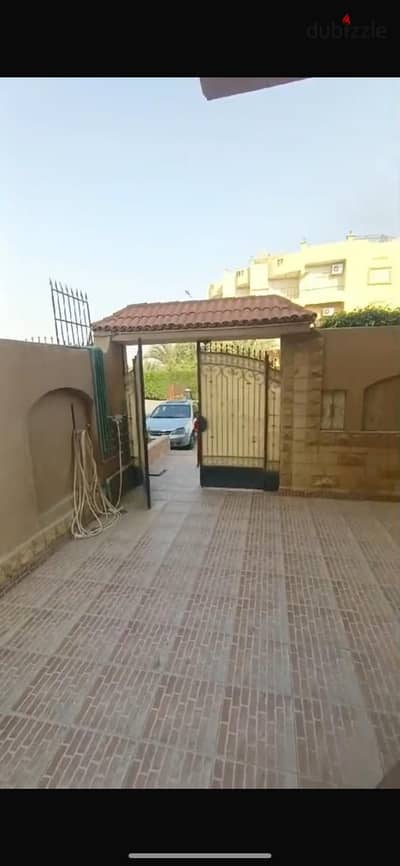 Apartment for rent, residential, administrative, Banafseg Villas, close to transportation and services, private entrance / private garden