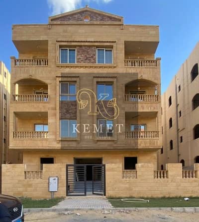 Apartment for sale 175 m , ground floor ,in a prime location in Andalusia new cairo