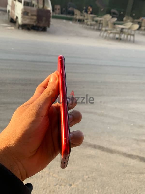 ايفون xr للبيع 3