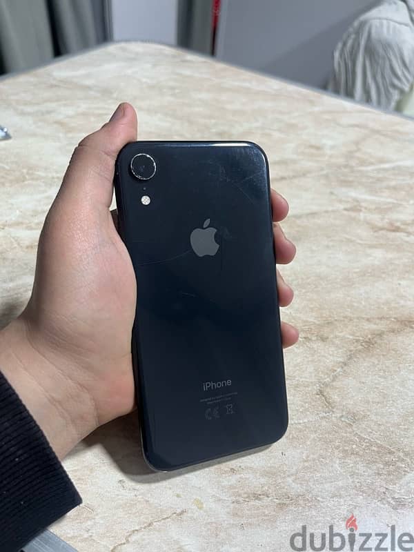 iPhone XR 1