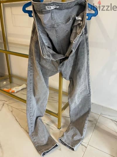 Zara jeans size EU 44