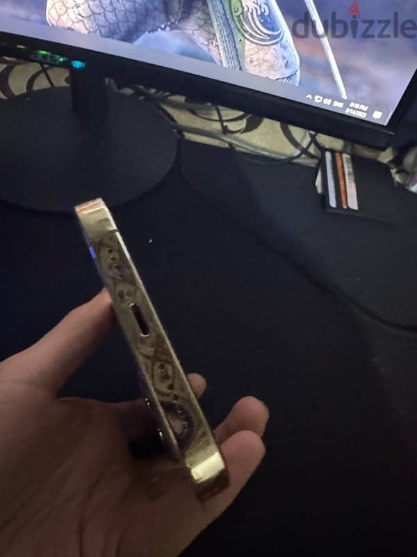 13 pro max 128gb gold 3